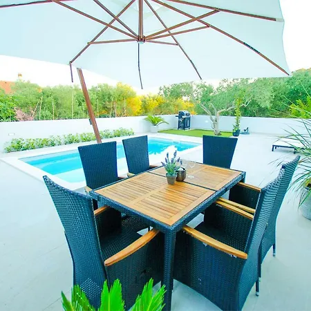Superb With Pool Villa Vrgada