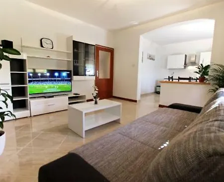 Superb With Pool Villa Vrgada